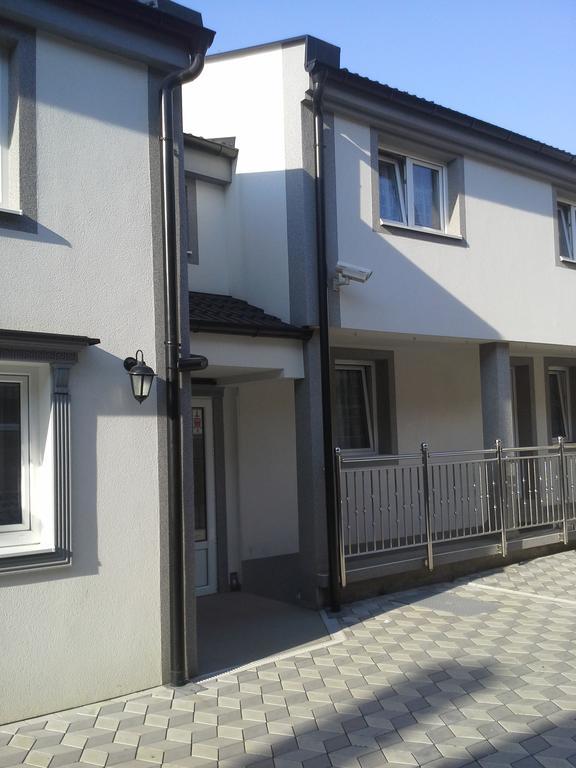 Apartments Royal Menex Pozsarevác Kültér fotó